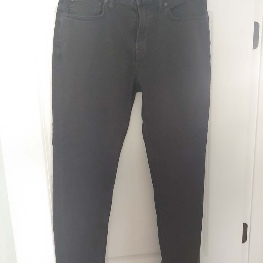 Grey Old Navy jeans